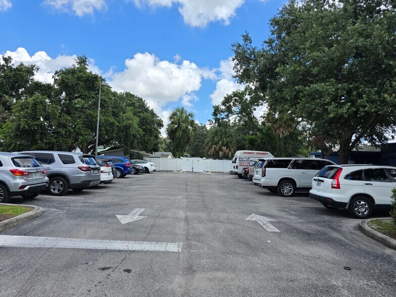 More Photos Of 2513 W Hillsborough Ave, Tampa Unknown For Lease