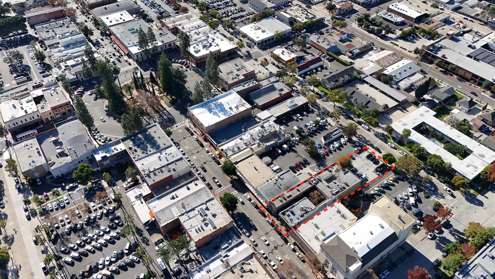 More Photos Of 152 N Glassell St, Orange Storefront Retail Office For Lease