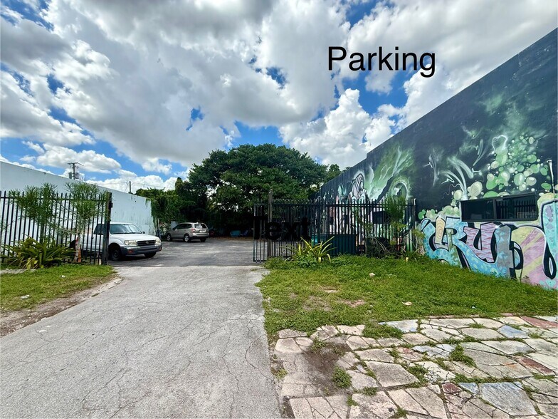 More Photos Of 4208-4220 NW 7th Ave, Miami Storefront For Sale