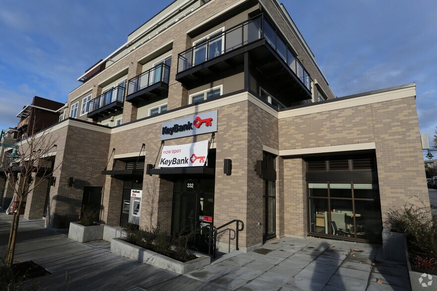 More Photos Of 324 Central Way, Kirkland Apartments For Lease