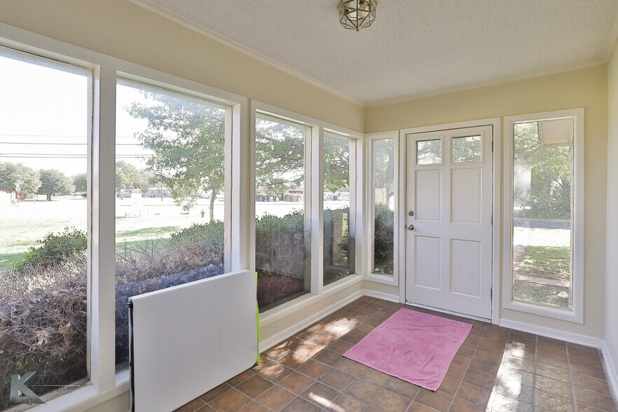 More Photos Of 5550 US-277 S., Abilene Specialty For Sale