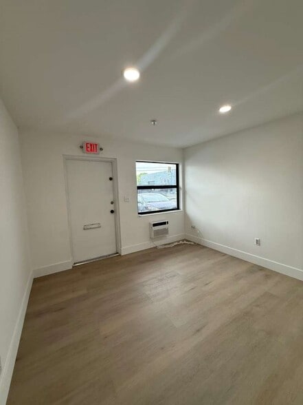 More Photos Of 2101-2251 SW 59th Ave, West Park Unknown For Lease