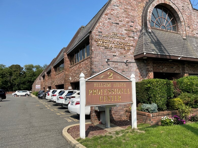 Primary Photo Of 2 Hillside Ave, Williston Park Medical For Sale