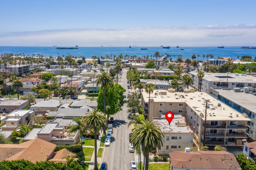 More Photos Of 207 Mira Mar Ave, Long Beach Apartments For Sale