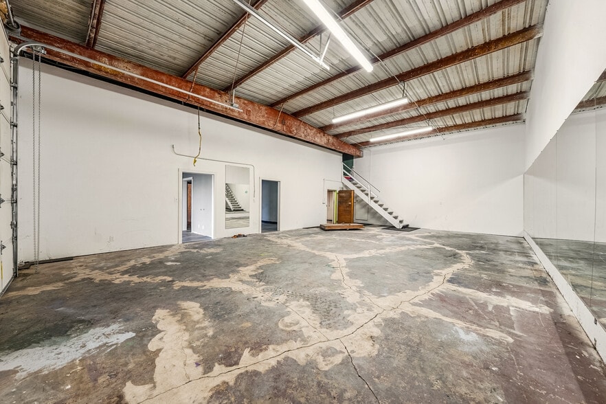 More Photos Of 727 Welch St, Medford Industrial For Sale