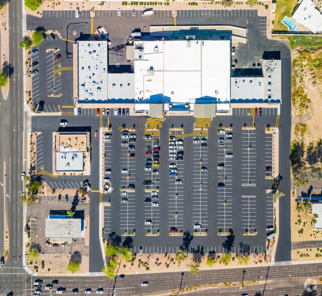 More Photos Of 13440 N 7th St, Phoenix Unknown For Lease