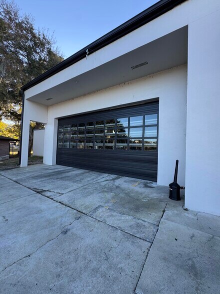 More Photos Of 235 NE Watula Ave, Ocala Restaurant For Sale