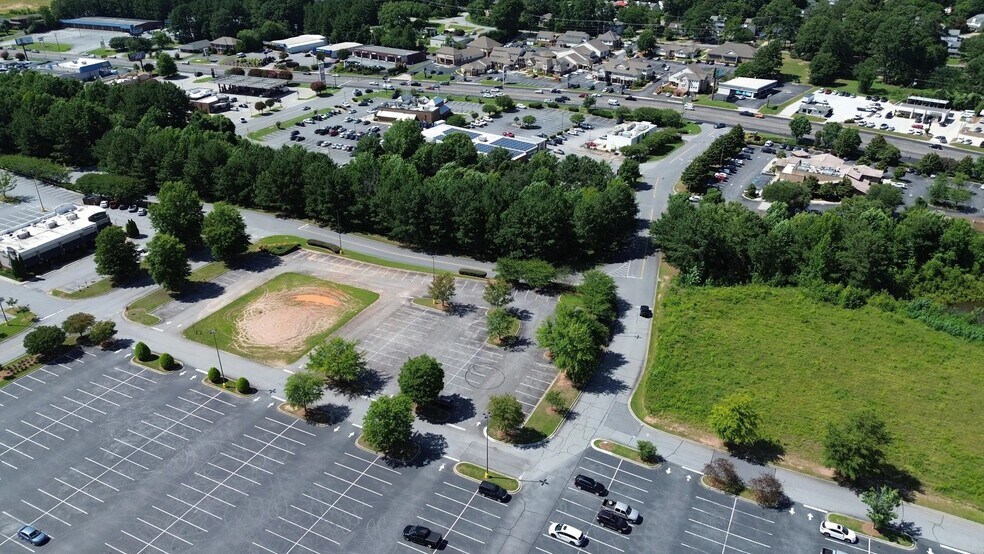 More Photos Of 107 Station Dr, Anderson Land For Sale