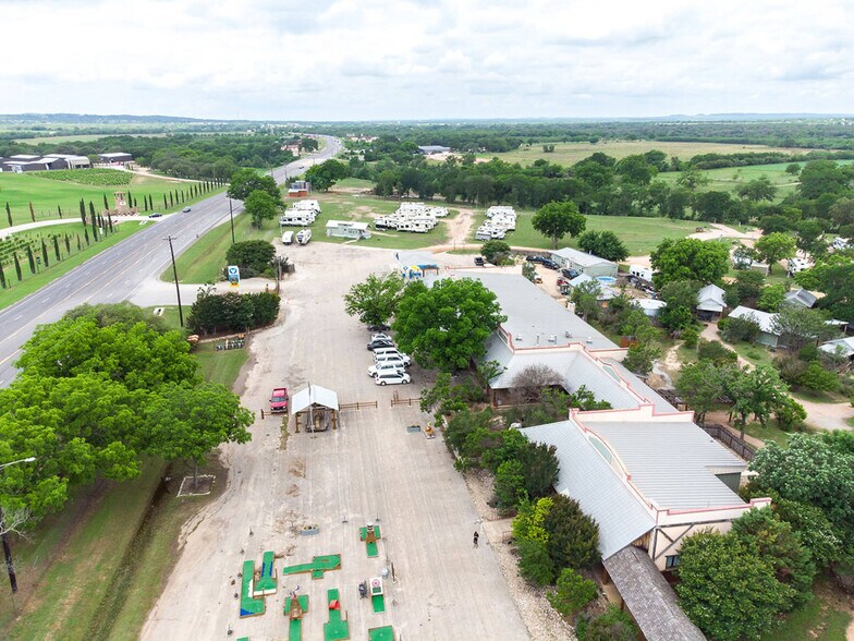 More Photos Of 10618 E US Highway 290, Fredericksburg Trailer Camper Park For Sale
