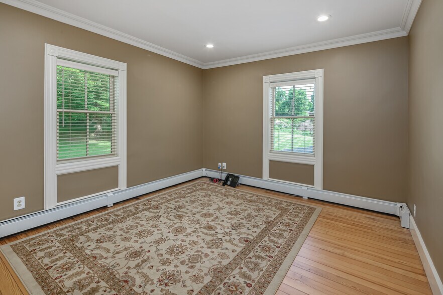 More Photos Of 97 Grayrock Rd, Clinton Township Office For Lease