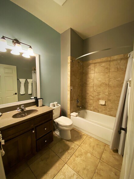 More Photos Of 171 Copperhead Pky, Blairsville Hotel For Sale