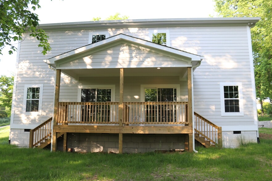 More Photos Of 721 Poplar St, Columbia Apartments For Sale