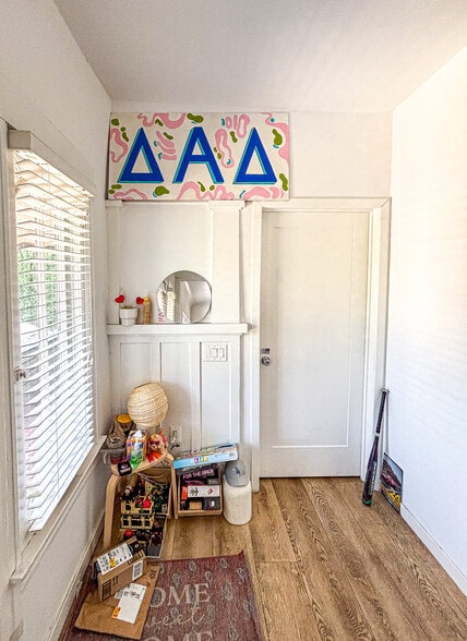 More Photos Of 2127 Portland St, Los Angeles Healthcare For Sale