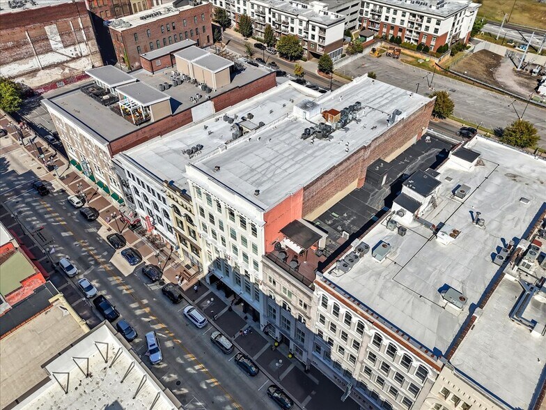 More Photos Of 418 S Gay St, Knoxville Office Residential For Lease