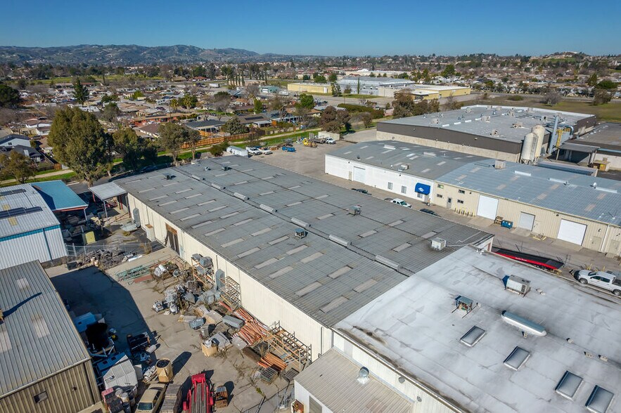 More Photos Of 1625 Commerce Way, Paso Robles Manufacturing For Lease