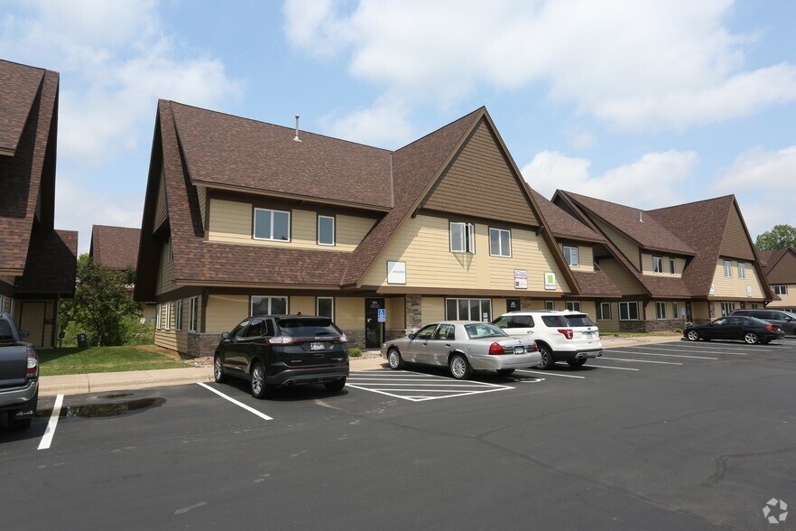 Primary Photo Of 2085 County Road D E, Maplewood Office For Lease
