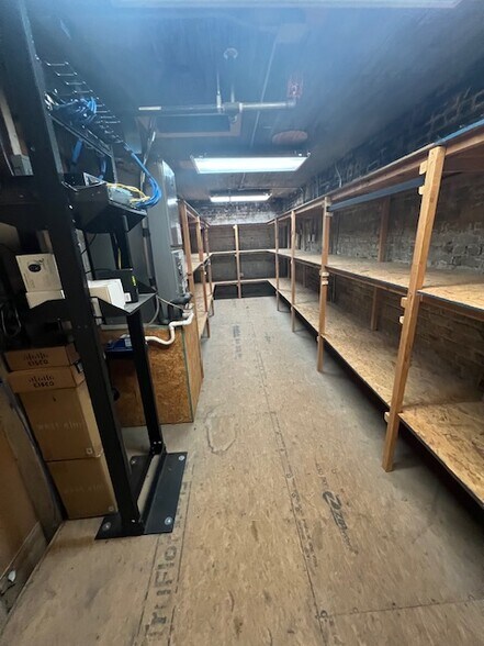 More Photos Of 1104 Broadway, Columbus Storefront For Lease
