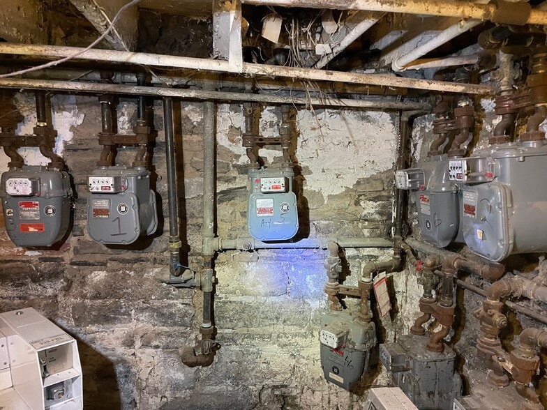 More Photos Of 101 Comstock Ave, Syracuse Apartments For Sale