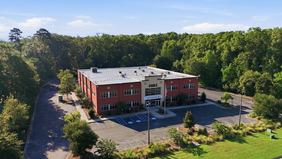 More Photos Of 8 Southern Oaks Ct, Savannah Office For Lease
