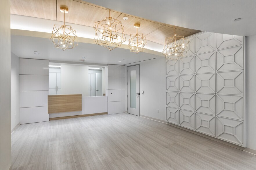 More Photos Of 7500 Fannin St, Houston Medical For Lease