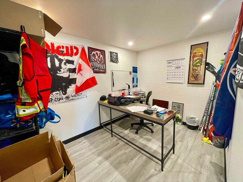 More Photos Of 715 Evans Crt, Kelowna Industrial For Lease