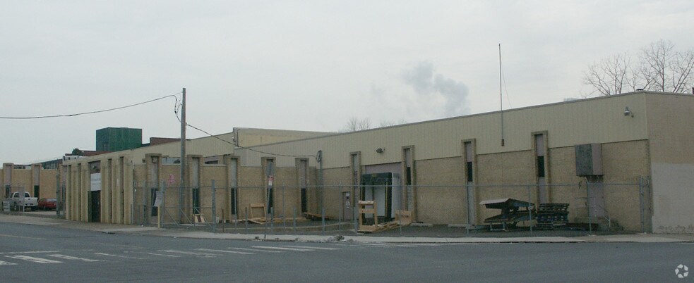 More Photos Of 4001 N American St, Philadelphia Warehouse For Lease