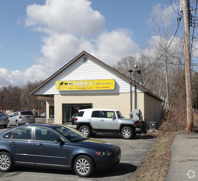More Photos Of 291 N Comrie Ave, Johnstown Freestanding For Sale