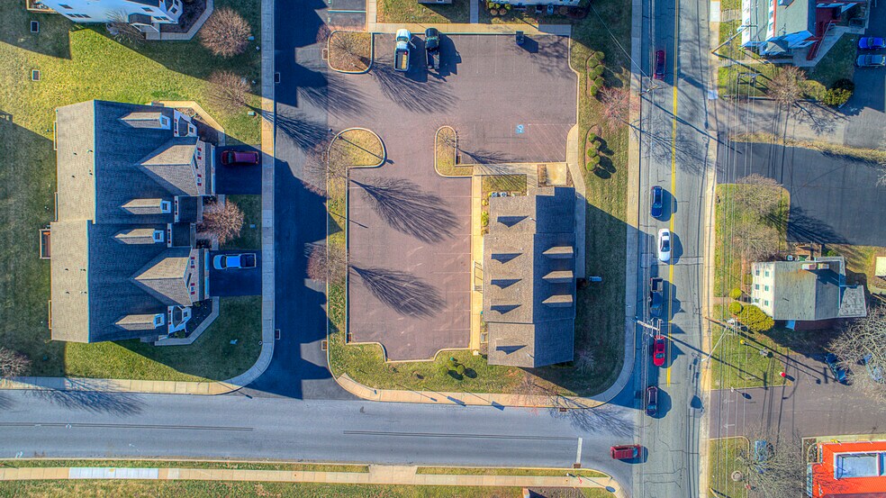 More Photos Of 350 W Main St, Trappe Office For Sale