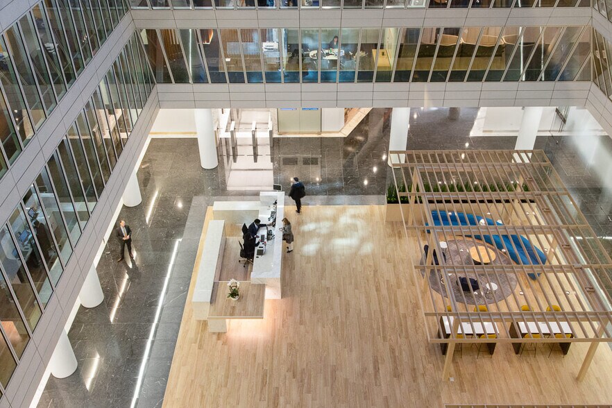 More Photos Of 1299 Pennsylvania Ave NW, Washington Office For Sale
