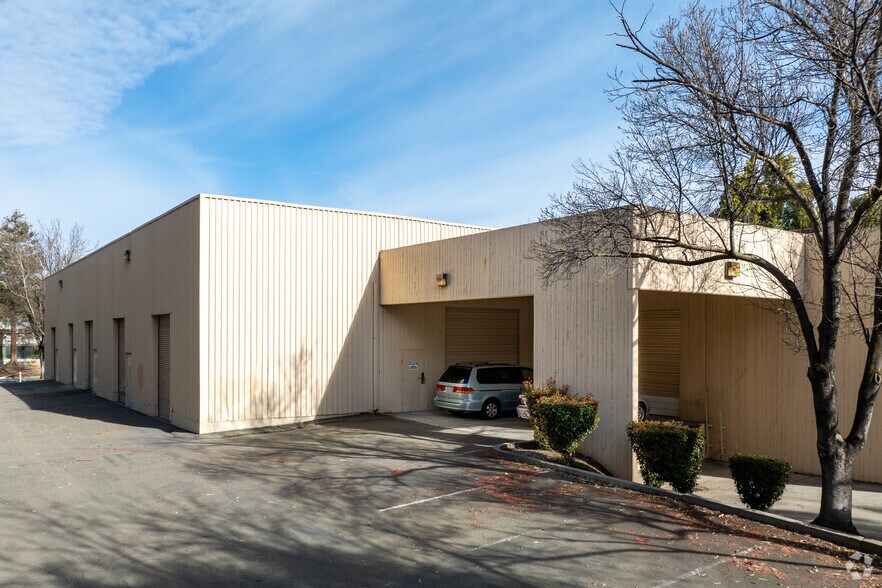 More Photos Of 47531 Warm Springs Blvd, Fremont Warehouse For Lease