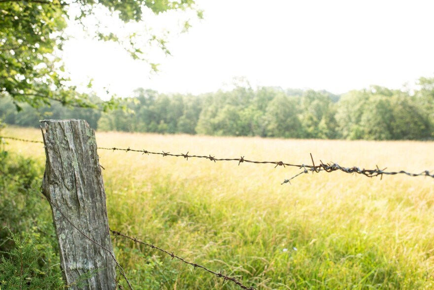 More Photos Of 17551 Longview Rd, Elk Creek Land For Sale