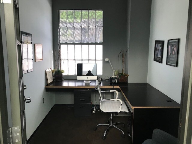 More Photos Of 7235-7237 Santa Monica Blvd, West Hollywood Loft Creative Space For Lease