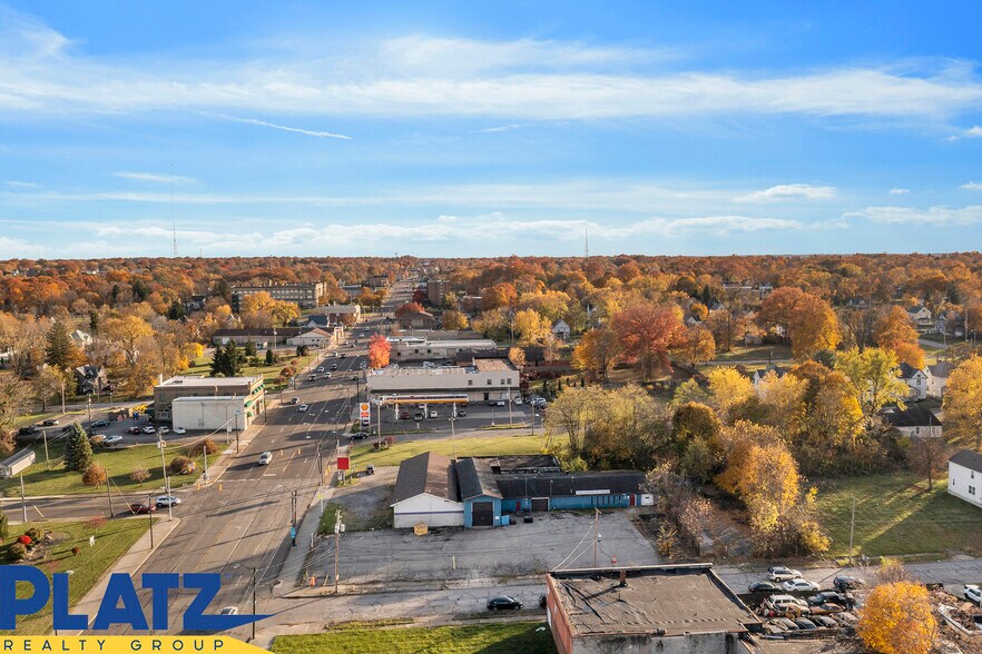 More Photos Of 1410 Market St, Youngstown General Retail For Lease