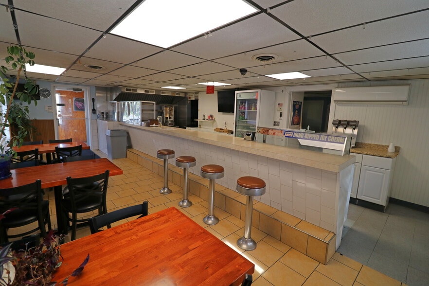 More Photos Of 2722 Easton Ave, Bethlehem Restaurant For Sale
