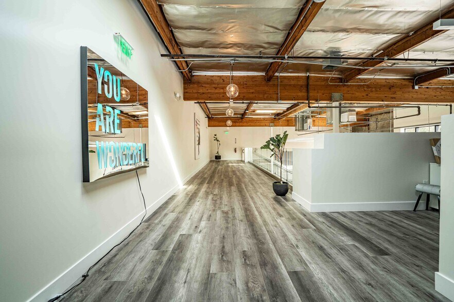 More Photos Of 2001 Saturn St, Monterey Park Light Distribution For Sale