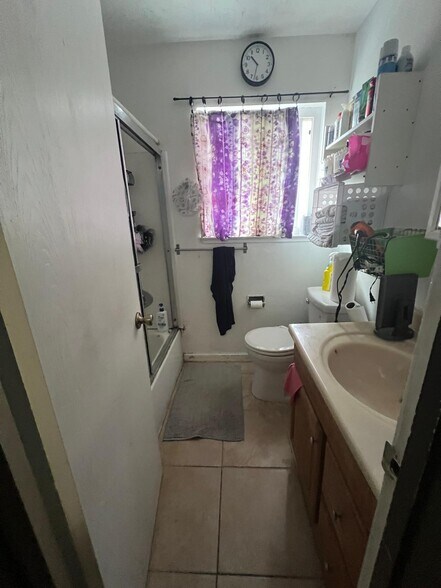 More Photos Of 2360 Mammoth Dr, San Jose Apartments For Sale