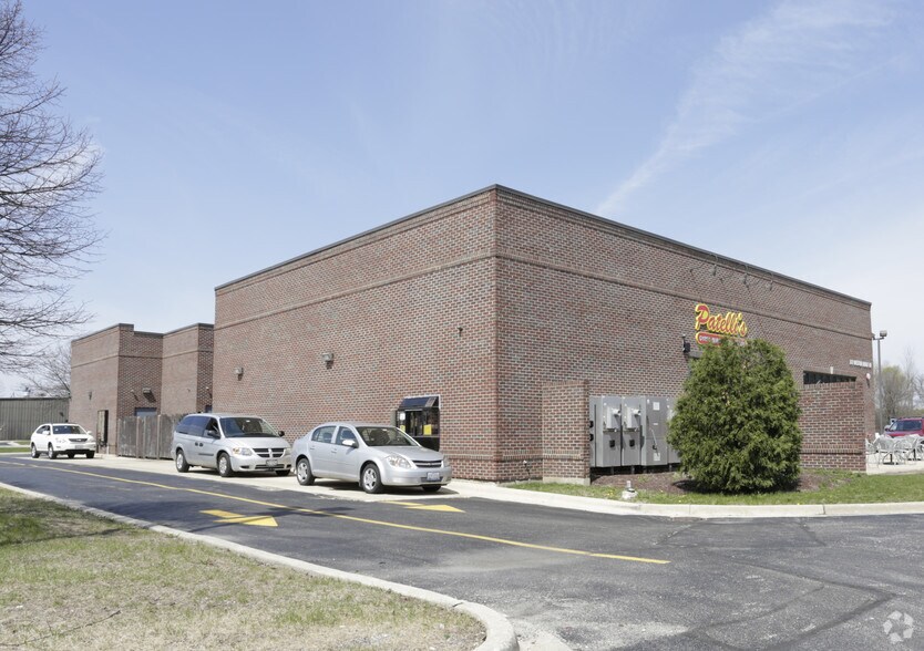 More Photos Of 572 Weston Ridge Dr, Naperville Freestanding For Lease