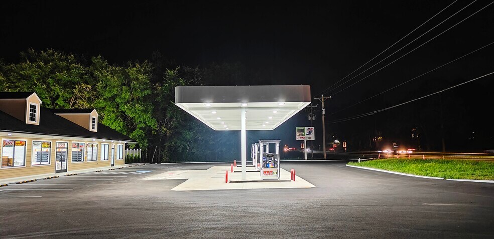 More Photos Of 2000 E Hundred Rd, Chester Convenience Store For Sale