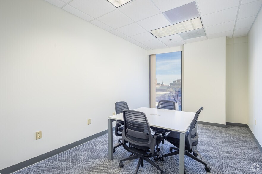 More Photos Of 1501 Main St, Columbia Coworking Space