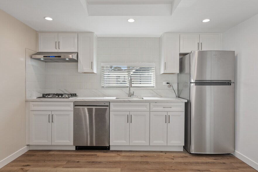 More Photos Of 1195 Georgia St, Imperial Beach Apartments For Sale