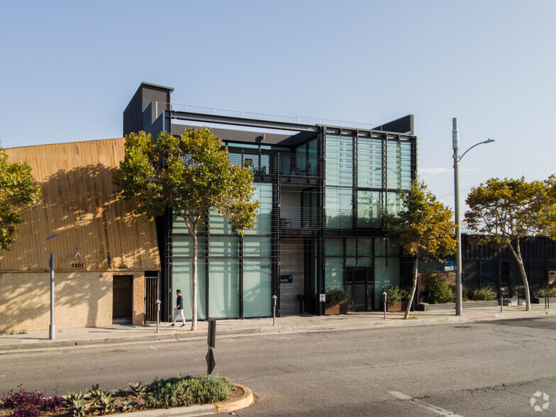 Primary Photo Of 3205 Pico Blvd, Santa Monica Office For Lease