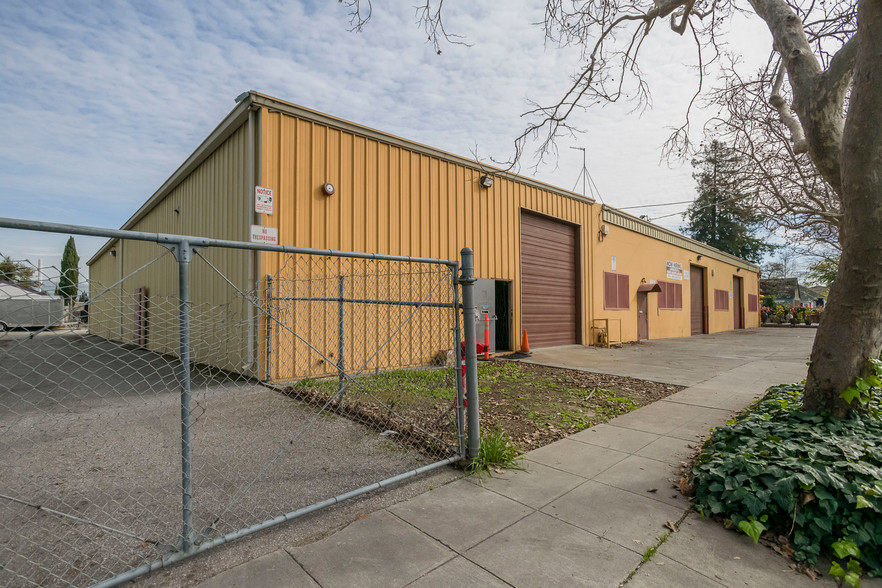 Primary Photo Of 370 S 22nd St, San Jose Warehouse For Lease