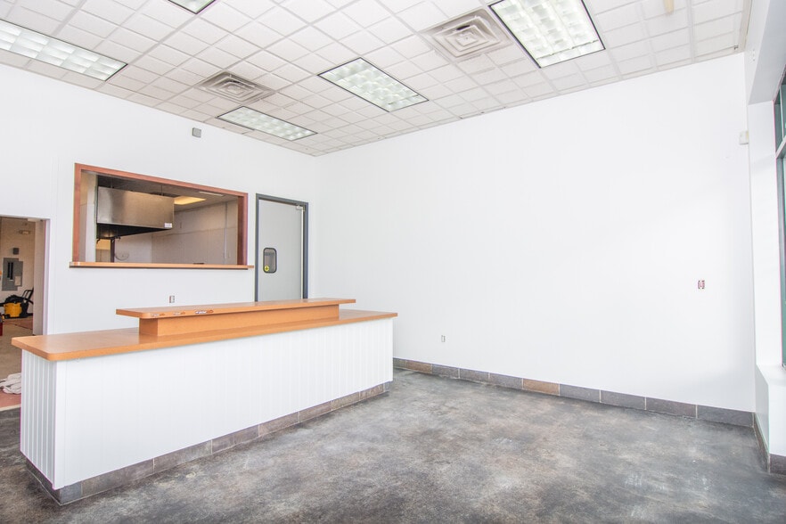 More Photos Of 1492 S 800 W, Woods Cross Office For Lease
