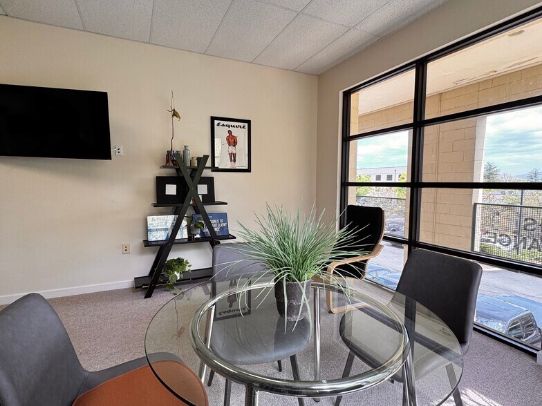 More Photos Of 669 Berkmar Ct, Charlottesville Office For Sale