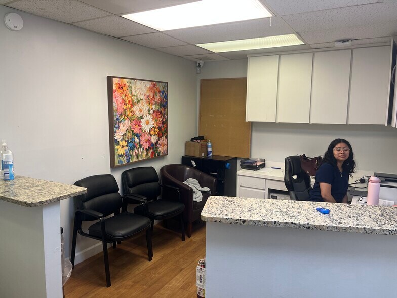More Photos Of 1708 N Federal Hwy, Lake Worth Medical For Lease