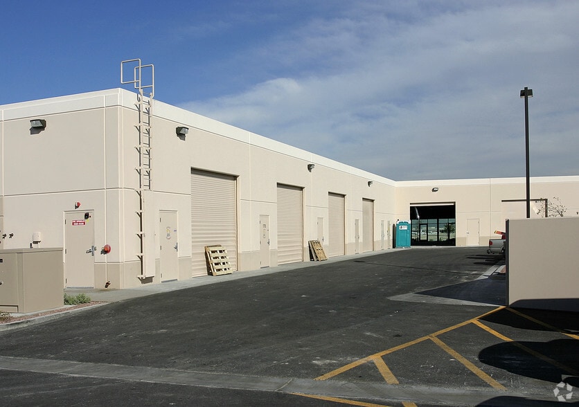 More Photos Of 2480 N Decatur Blvd, Las Vegas Unknown For Lease