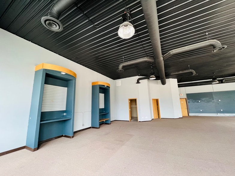 More Photos Of 1103 E Boxelder, Gillette Unknown For Lease