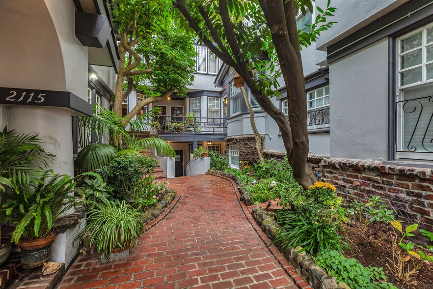 More Photos Of 2115-2129 Hyde St, San Francisco Apartments For Sale
