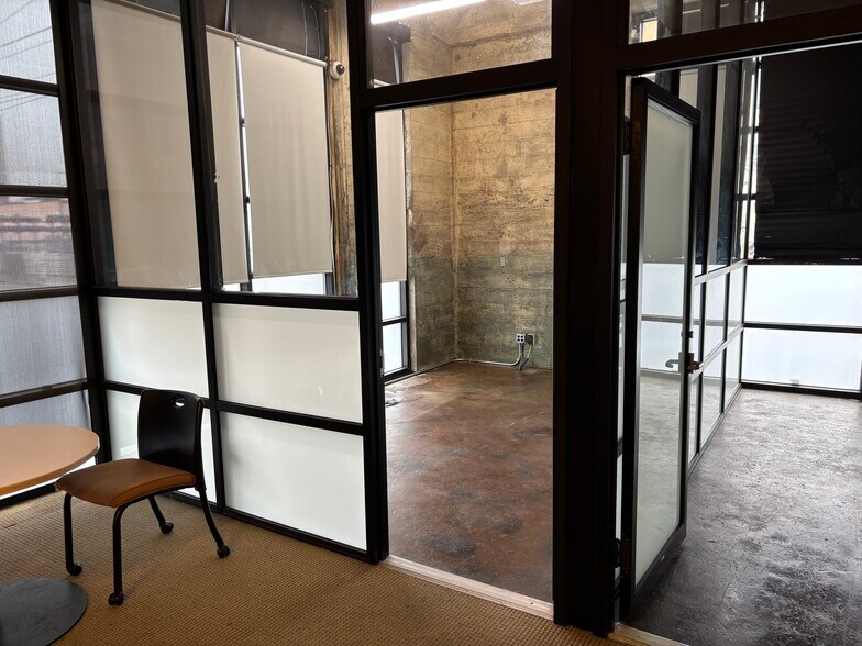 More Photos Of 437 SE Martin Luther King Jr Blvd, Portland Light Manufacturing For Lease