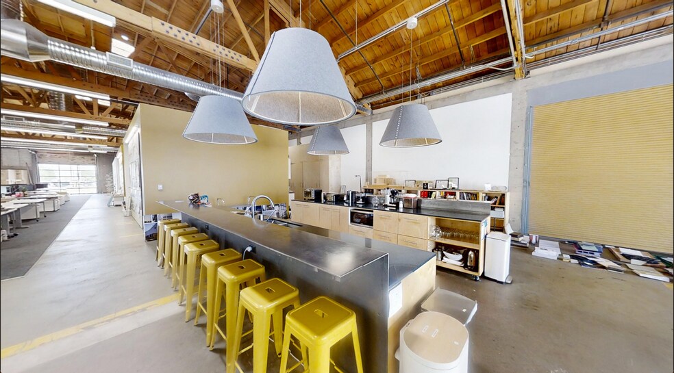 More Photos Of 521 S 3rd St, Phoenix Office For Lease